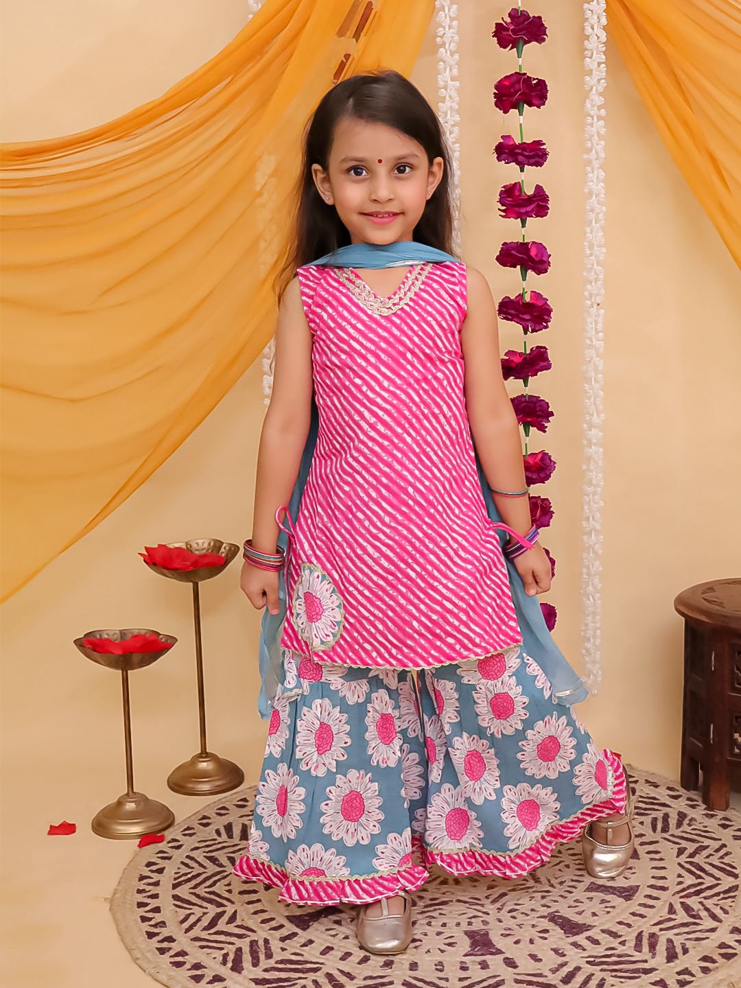 Pink Daisy Sharara