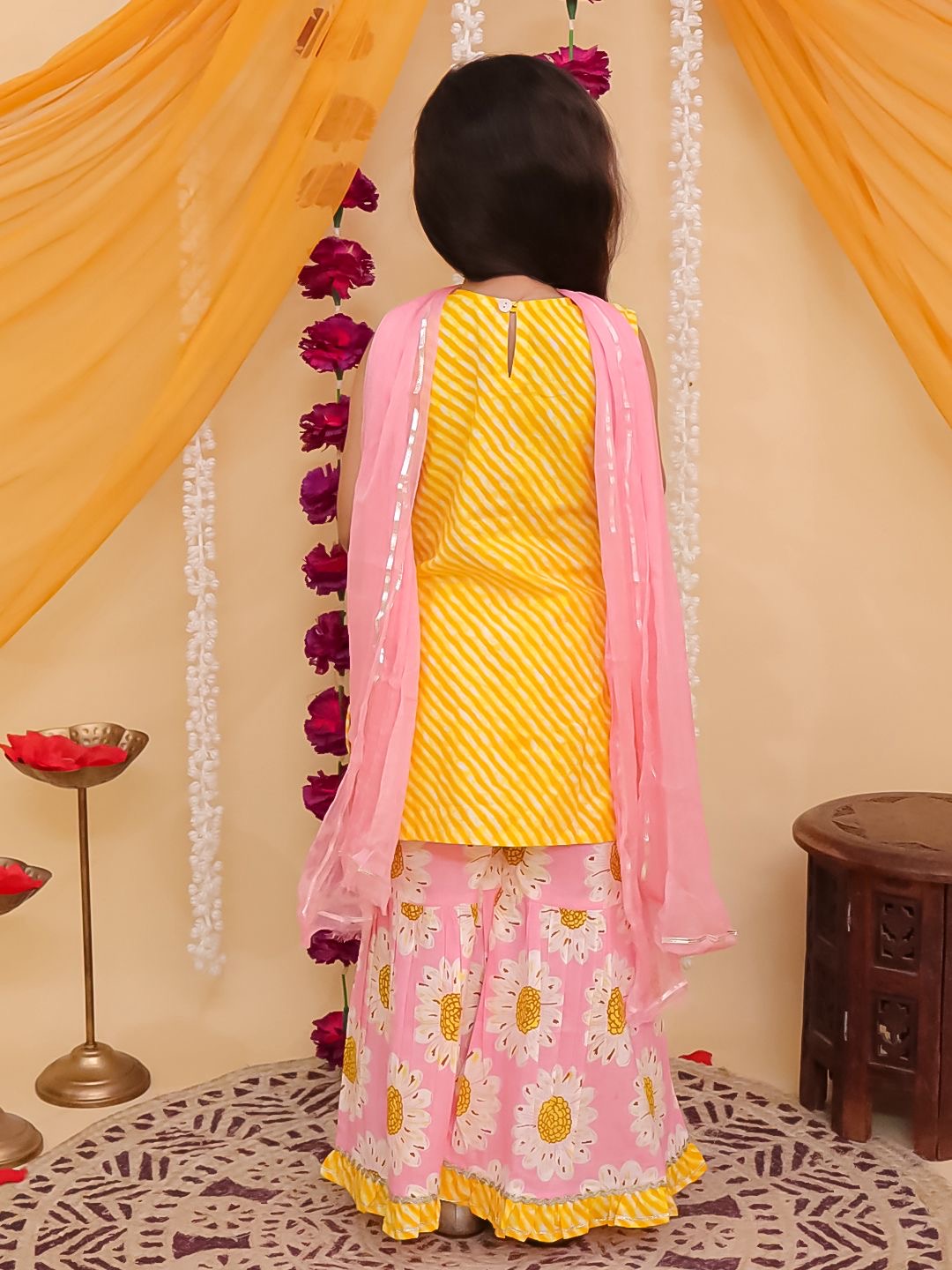 Yellow Pink Daisy Sharara