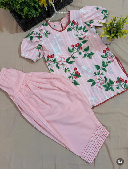Girls Doriya Farshi Shalwar